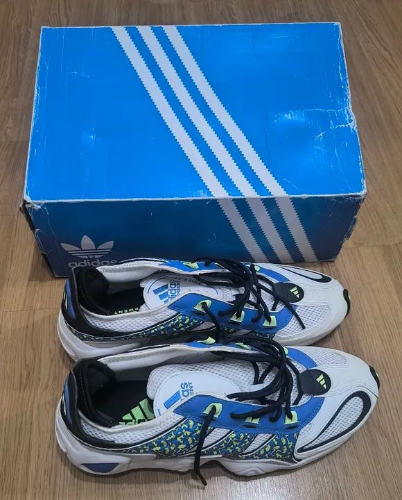 Adidas - Foto 2