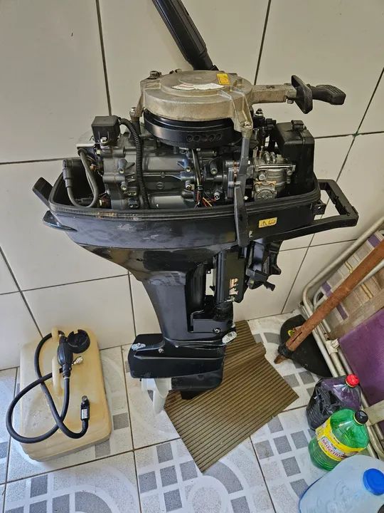 Motor de Popa Suzuki 15HP  - Foto 3