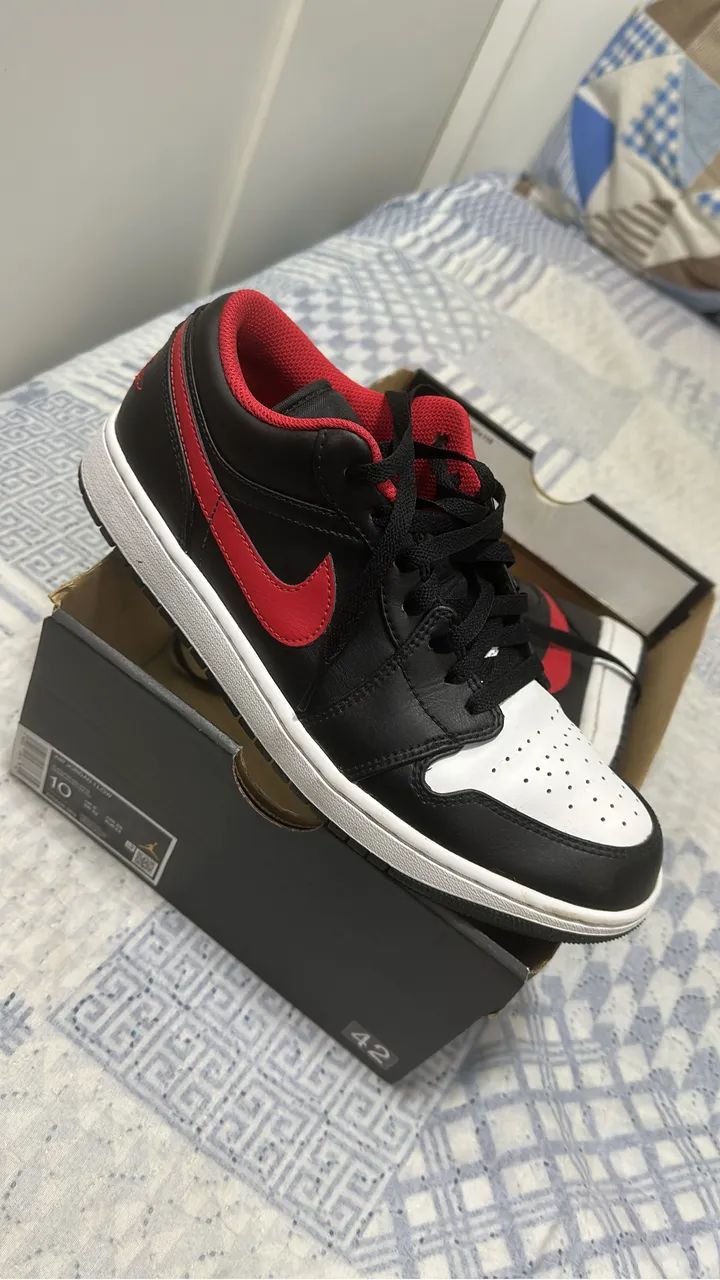 Nike Sneakers Air Jordan Low Siren Red Air Jordan Low Siren Red