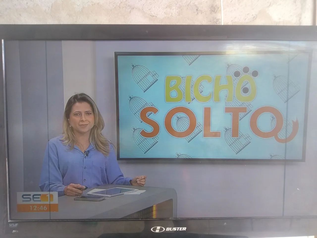 TV Buster 42 polegadas NÃO é Smart