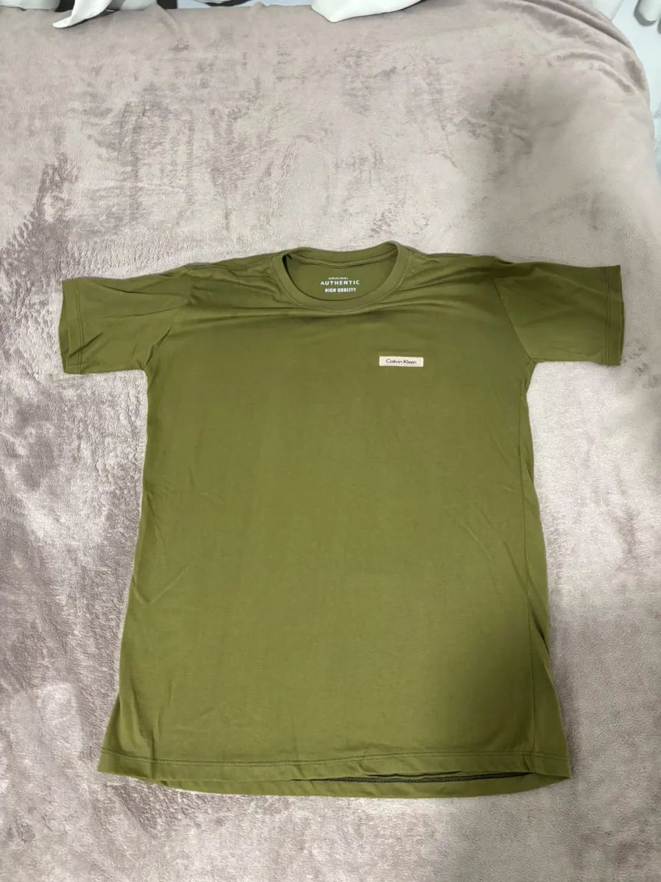 Combo 2 camisetas (Calvin Klein e thommy hilfiger) - Foto 3