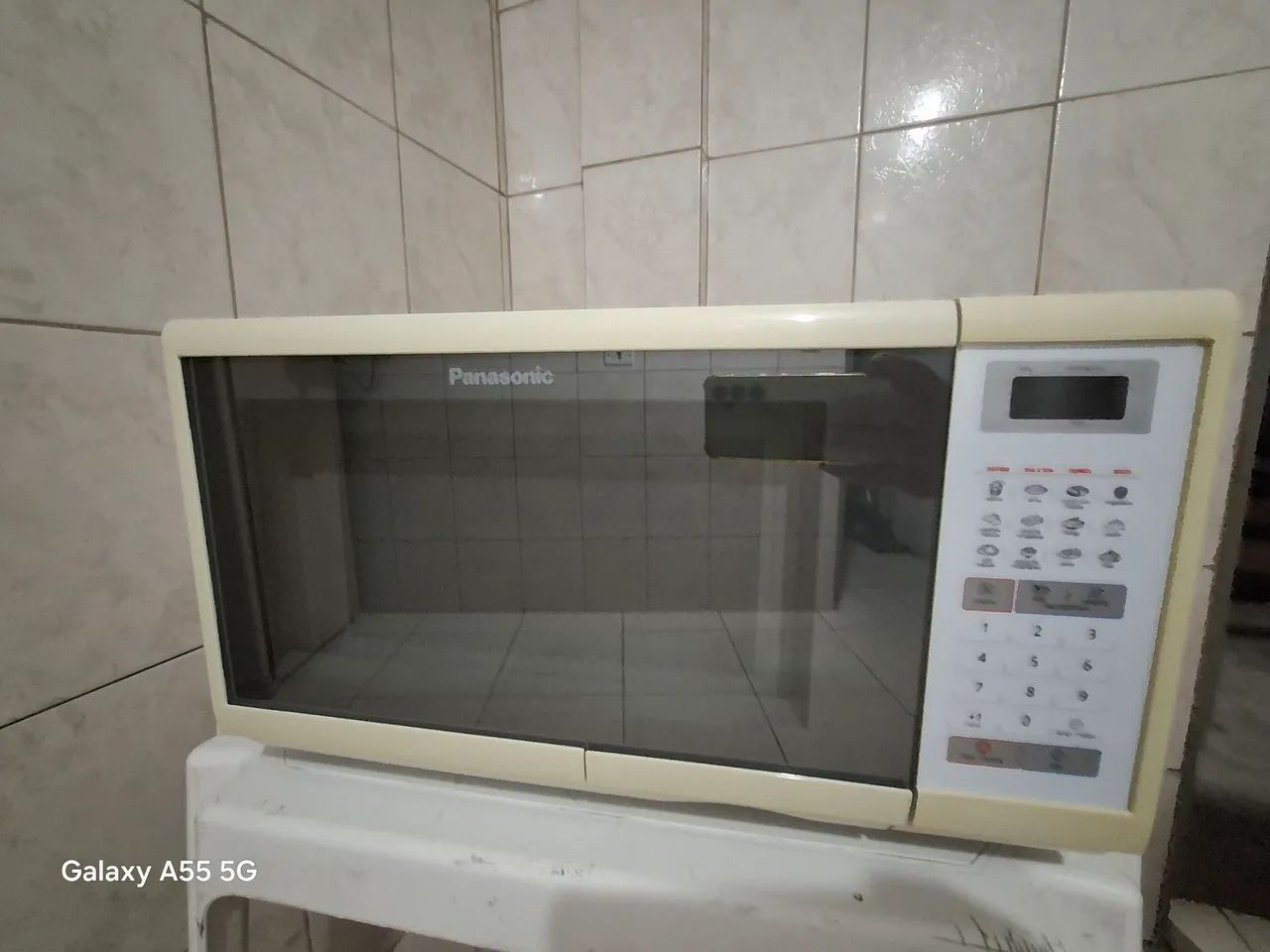 Micro-ondas 25 litros  impecável 