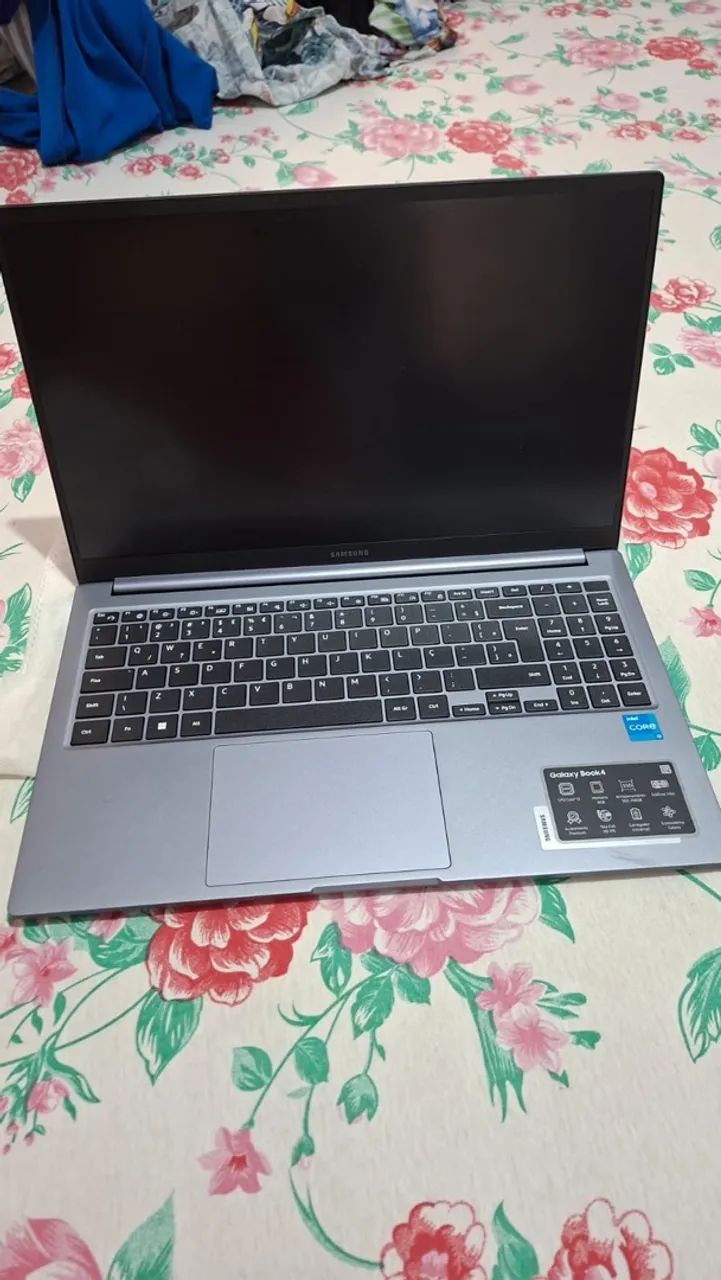 Notebook galaxy book 4 