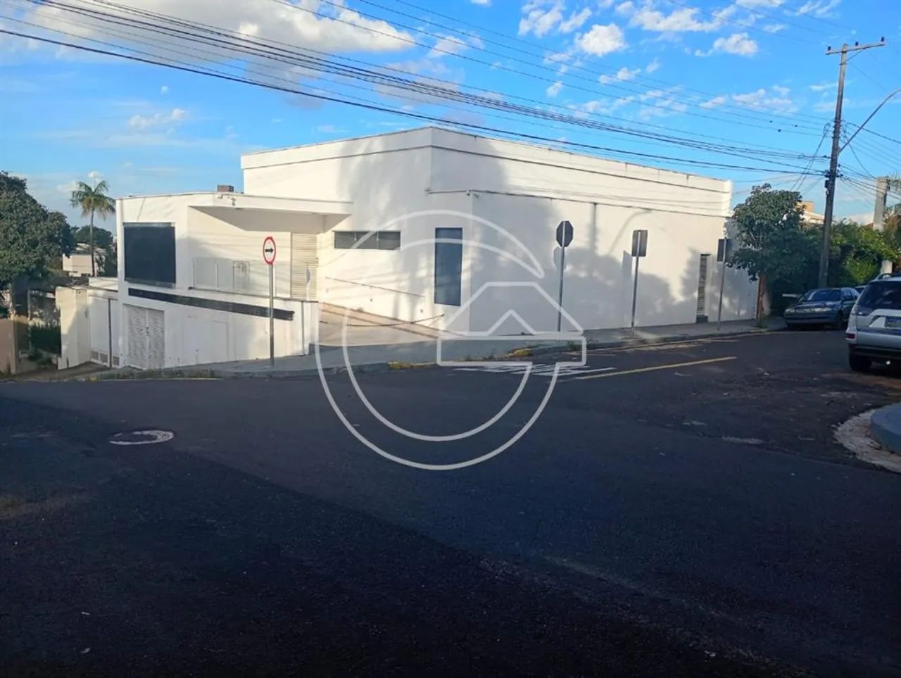 VENDE-SE Comercial e Residencial NO SALGADO FILHO - MARÍLIA/SP