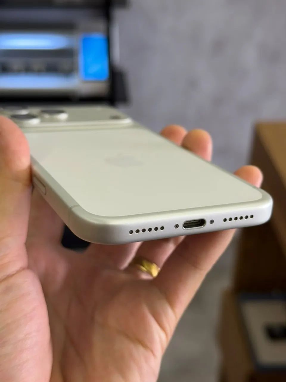 iPhone 17 pro max 256gb Silver 100% 05/2027 - Foto 3