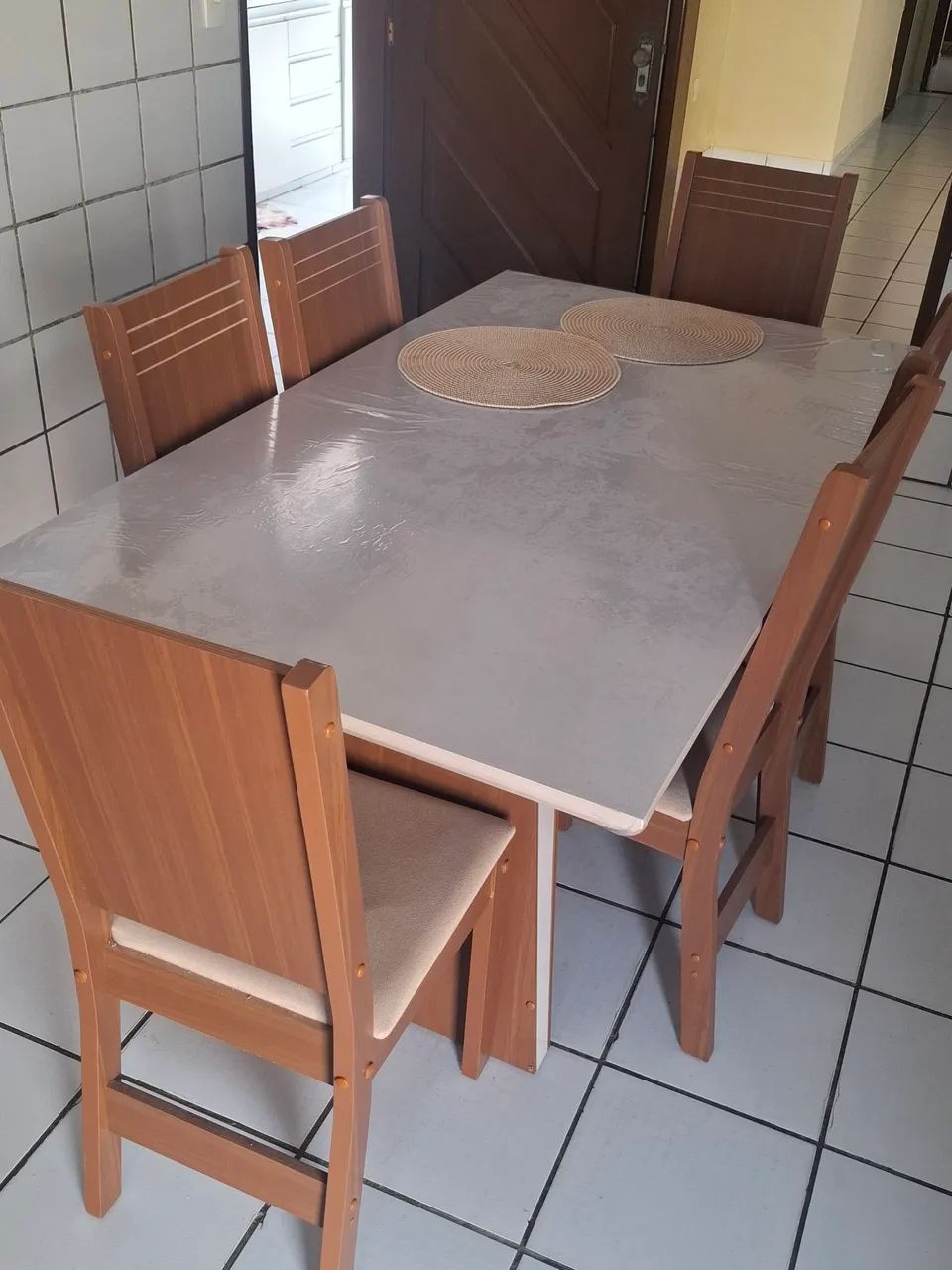 Mesa de jantar 6 cadeiras