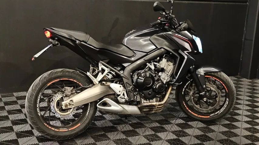 Honda - CB 650F - 2015 - Preta  - Foto 4