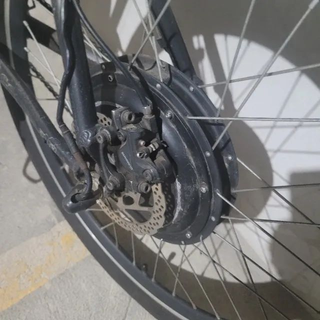 Bicicleta Elétrica Aro 26 - 1000W - Foto 4