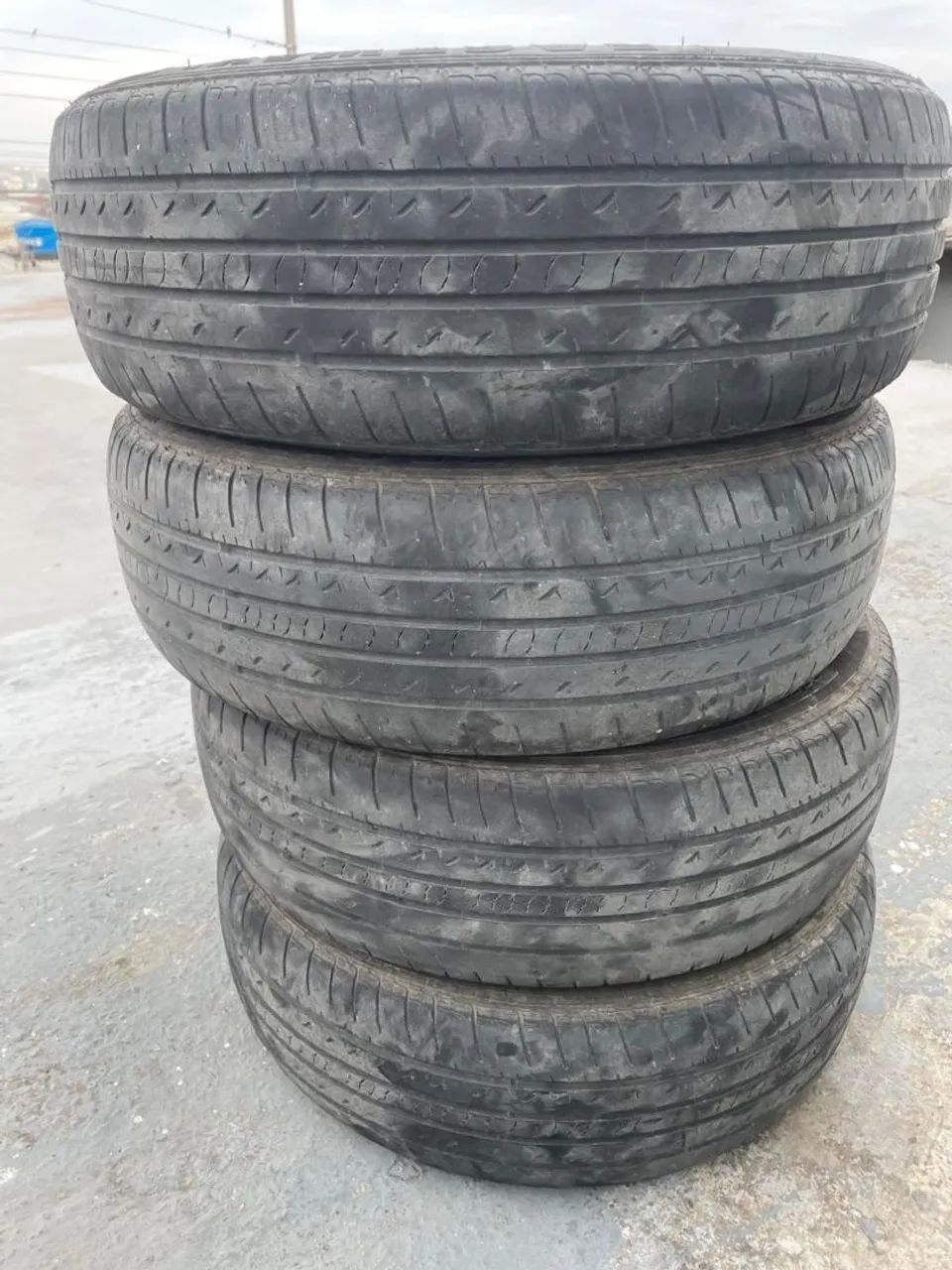 Pneus aro  15 