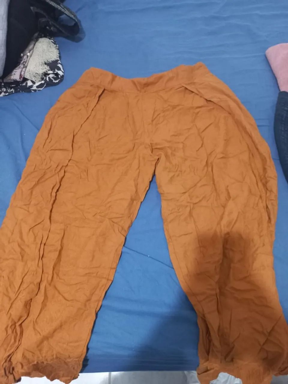 Calça pantacourt mostarda Ce.Ci nova, nunca usada!