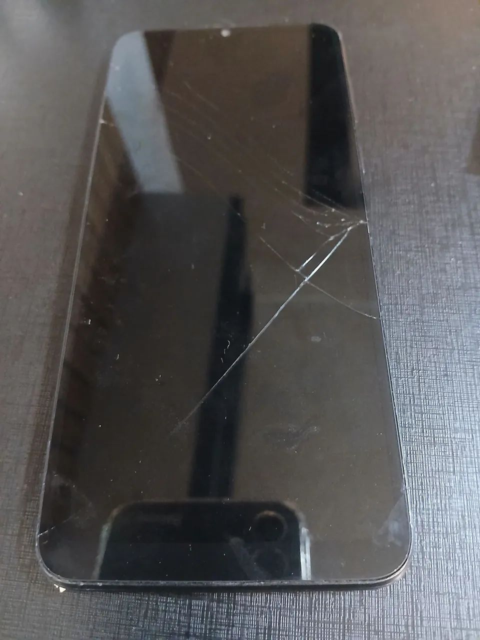 Celular moto e13 