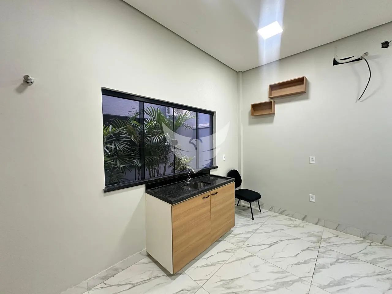EXCELENTE SALA COMERCIAL DISPONÍVEL PARA LOCAÇÃO - Foto 3