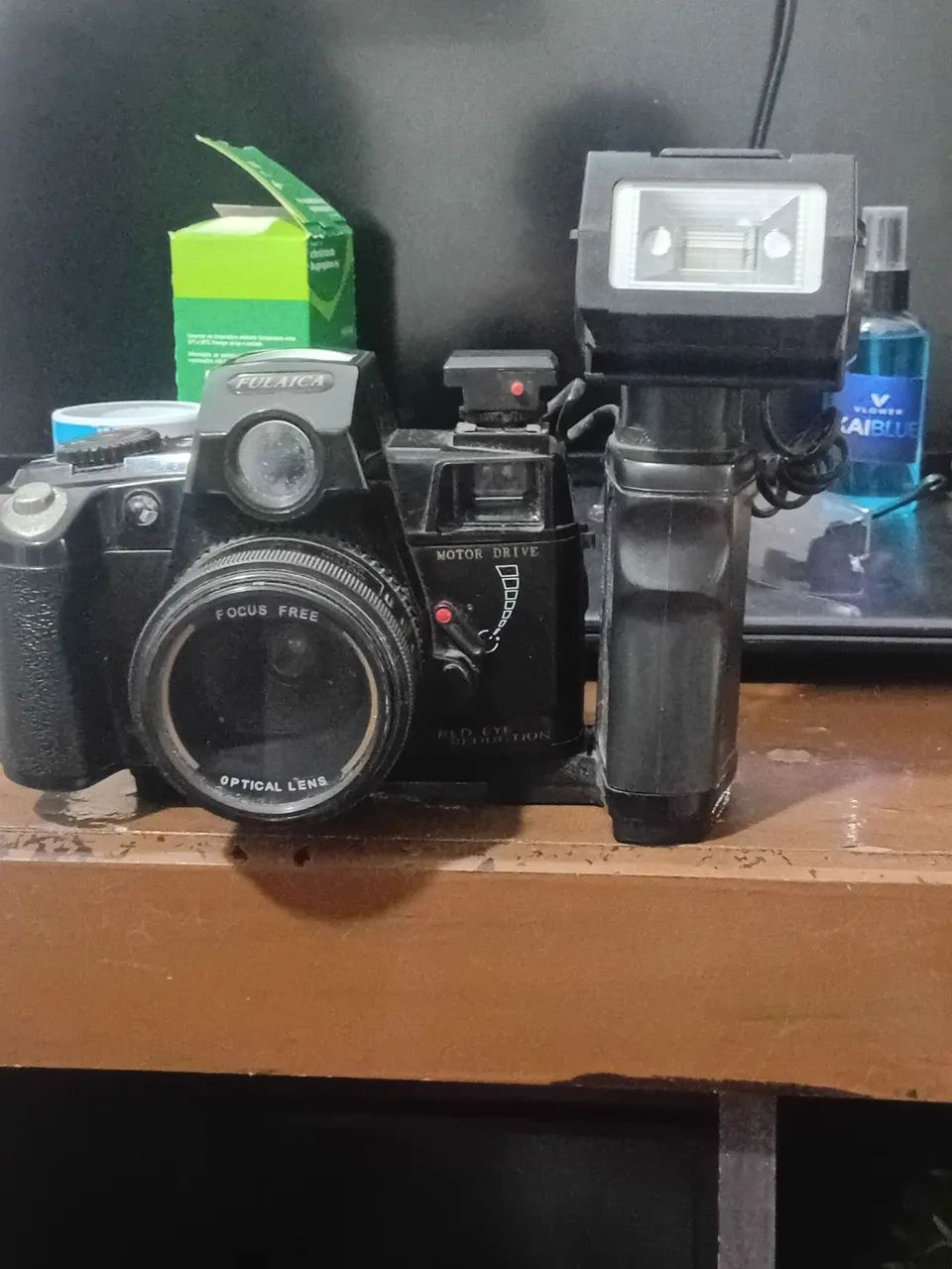 VENDO CÂMERA PROFISSIONAL ANALÓGICA