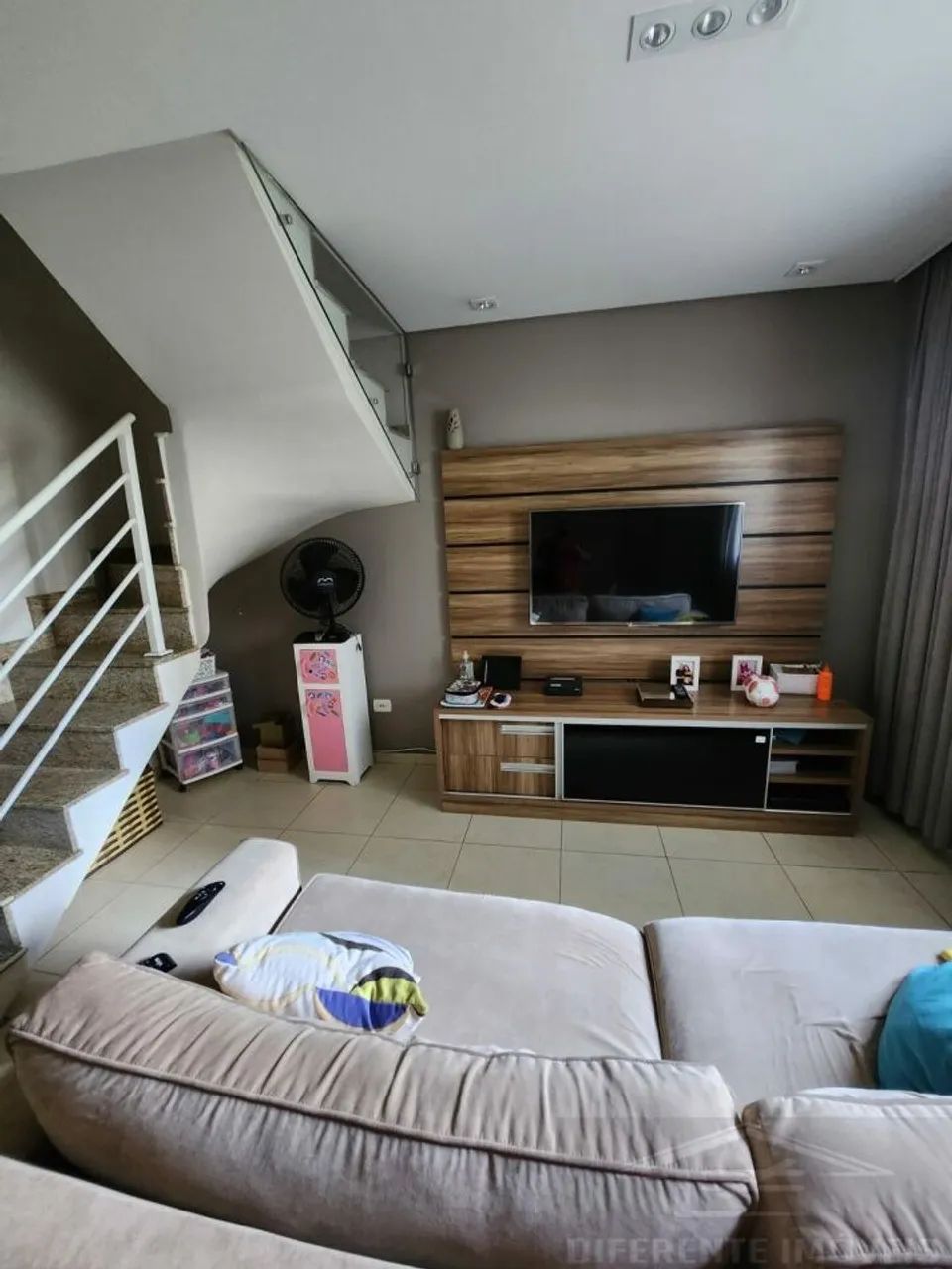 CASA EM CONDOMÍNIO À VENDA | 130m²