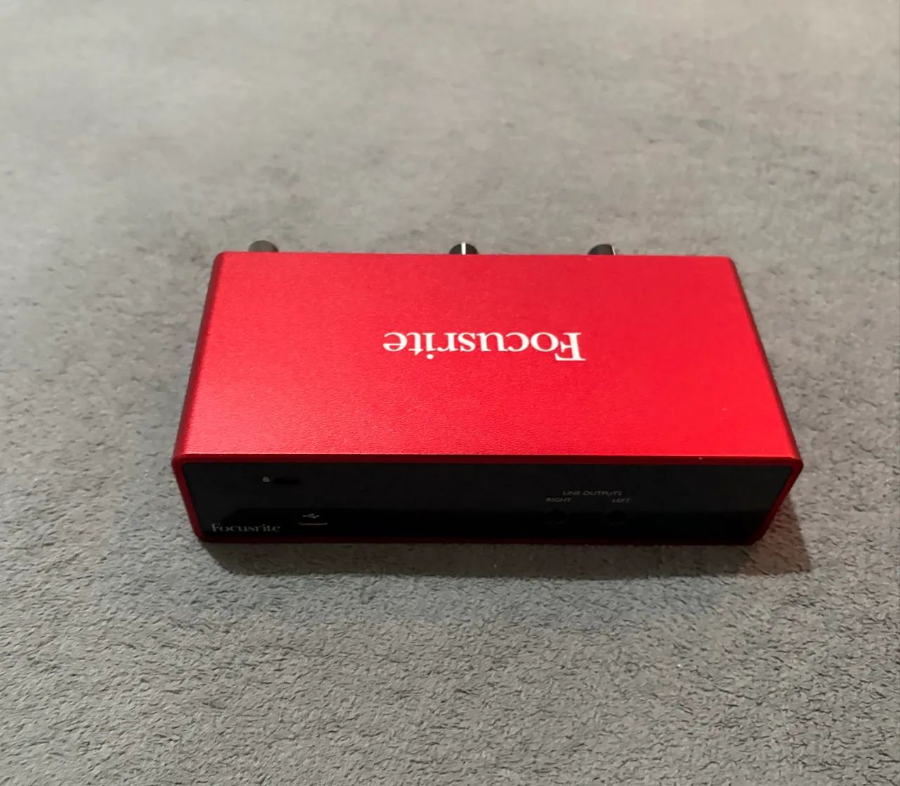 Focusrite 2i2 g3 interface de áudio  - Foto 3