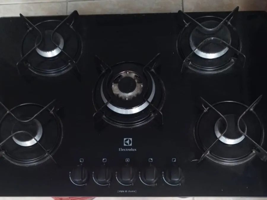 Cooktop Electrolux GC75V usado