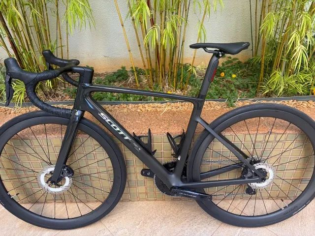 Scott Addict RC Semi Nova 
