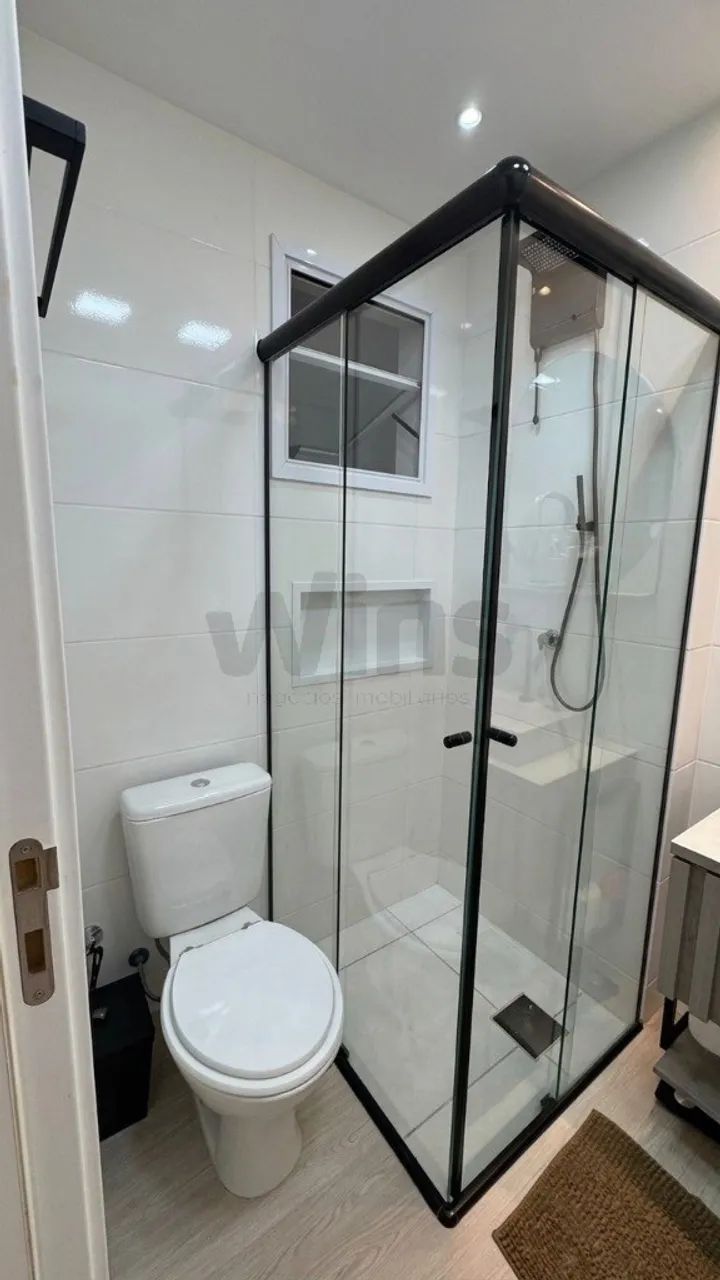 Apartamento finamente Mobiliado, com ótima incidência solar, churrasqueira a Carvão elevad - Foto 4