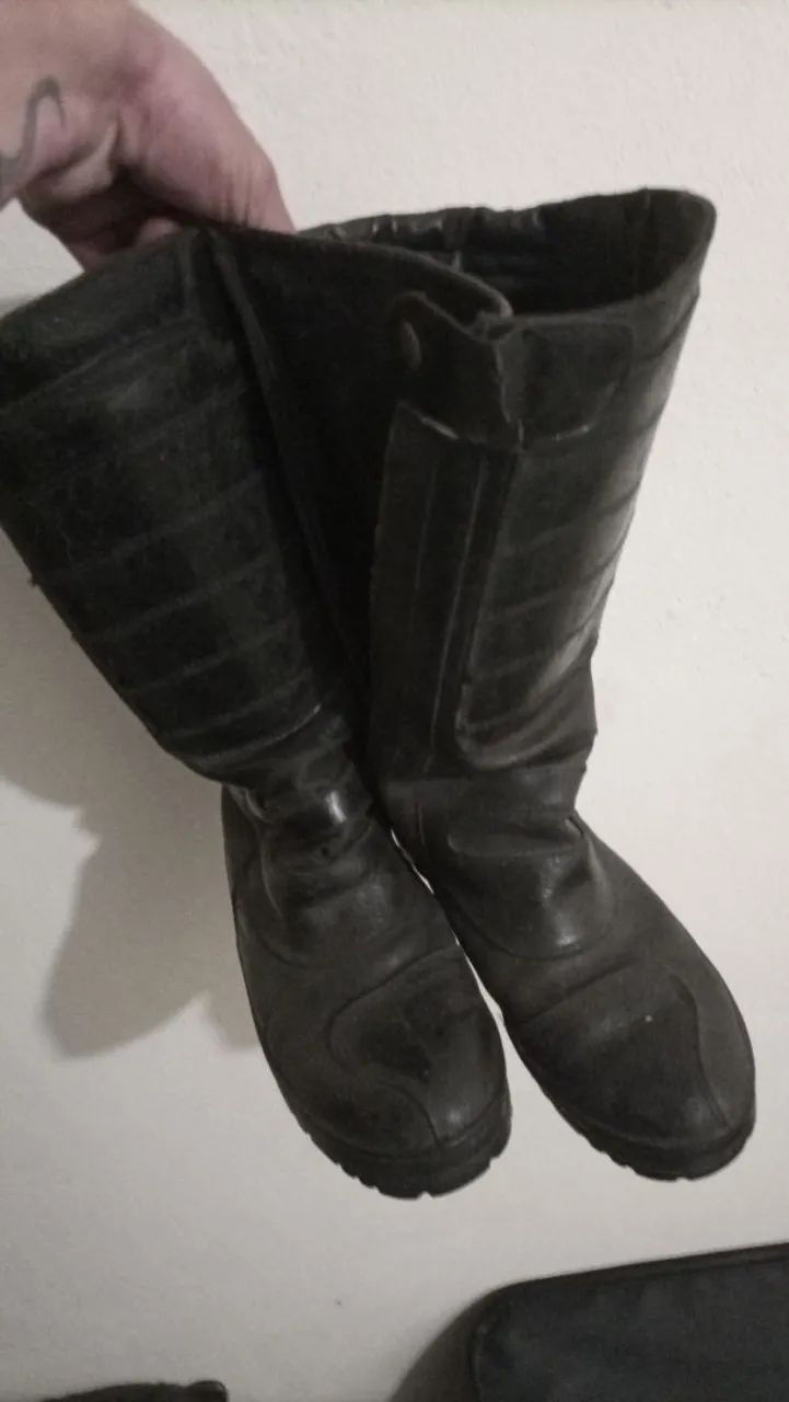 Bota coturno batedor 42