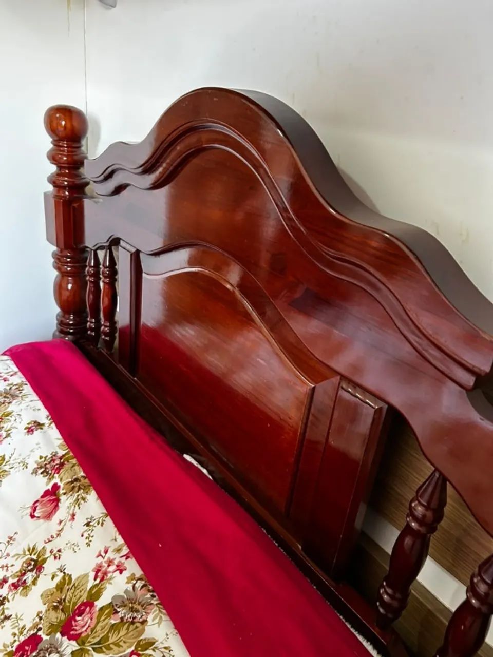 Cama de Casal de Madeira Maciça Com Colchão - Foto 3