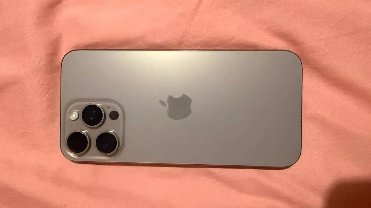 IPHONE 15 PRO MAX  - Foto 3