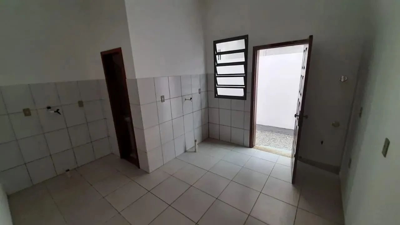 Apartamento 02 dormitórios - Centro Biguaçu - Foto 2