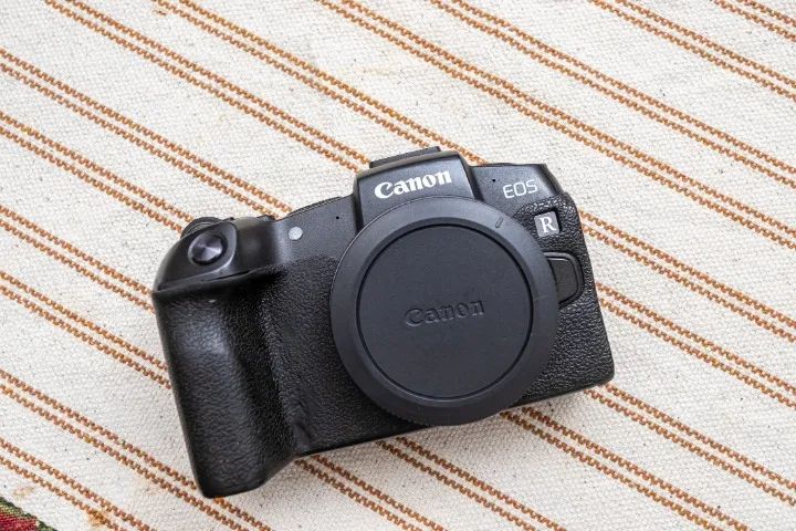 Câmera Canon EOS RP Mirrorless