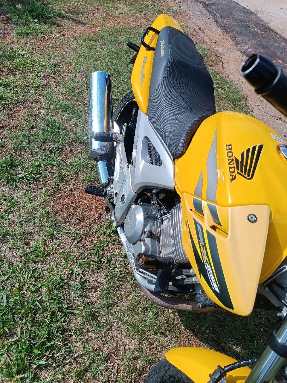 CBX Twister  - Foto 5