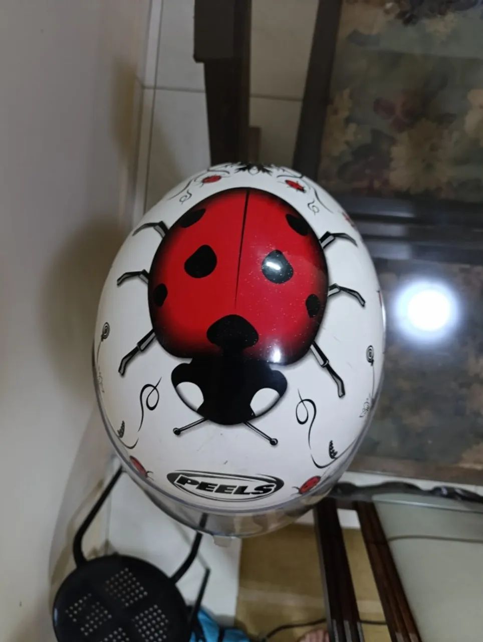 Capacete Peels Lady Bug feminino 58 - Inmetro A+ - Foto 3