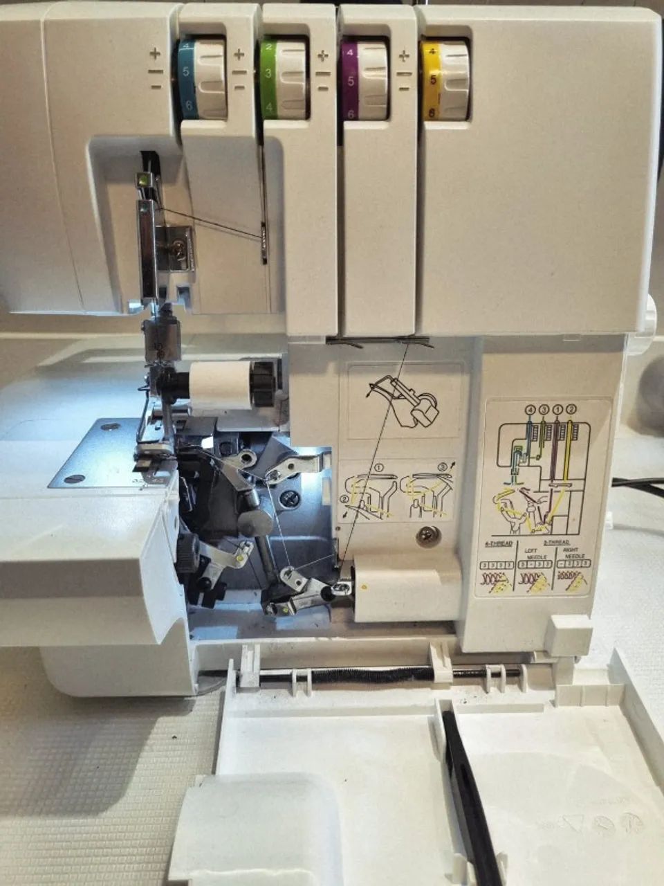 Overloque Singer S0105 - Foto 4