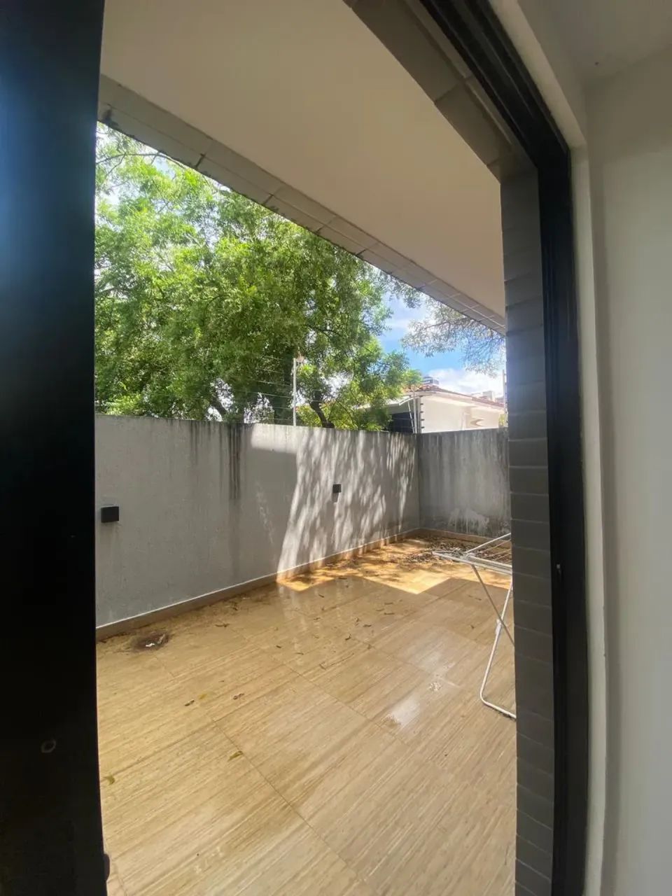 Flat Mobiliado no Bessa | Térreo com Área Externa | R$ 2.800 - Foto 3