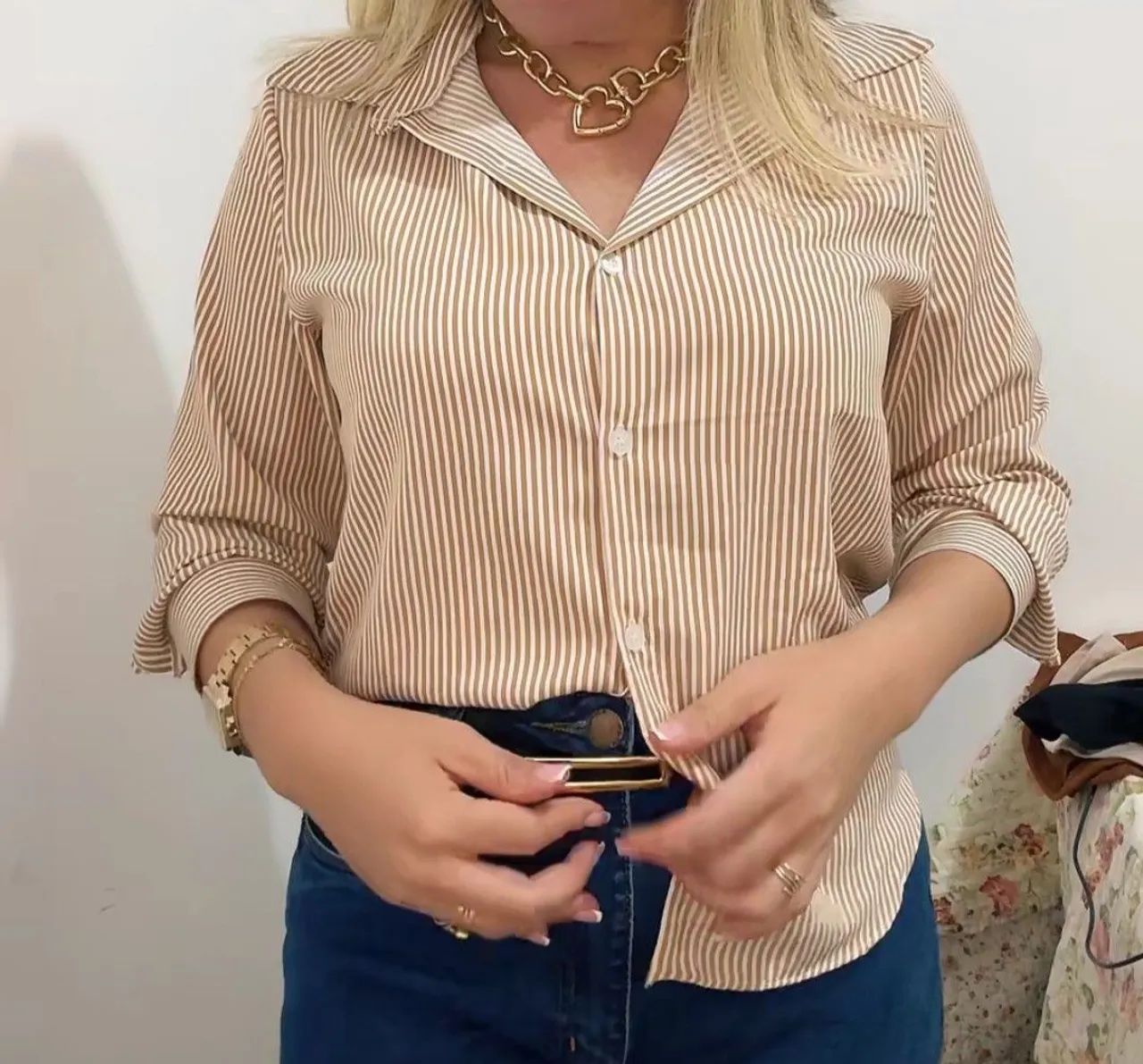 Blusa social listrada  - Foto 3