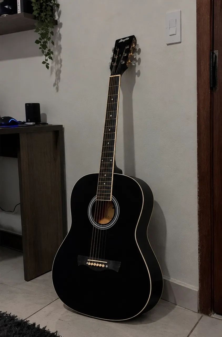 Violão preto da menphis 
