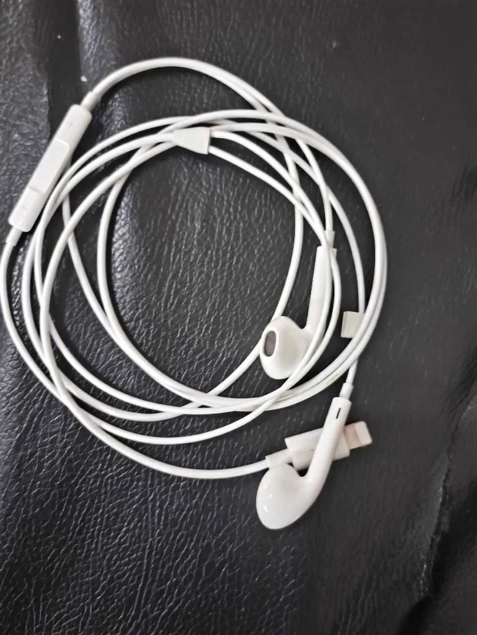 Fone de ouvido apple lightning branco