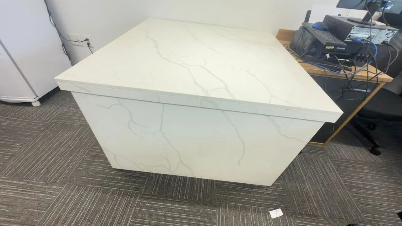 Mesa de jantar de Mármore Calacata maciça nova - Foto 2