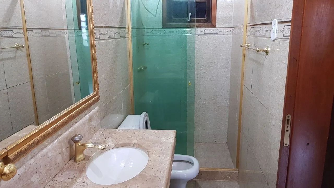 Alugo apartamento primeiro andar -3 quartos  - Foto 2