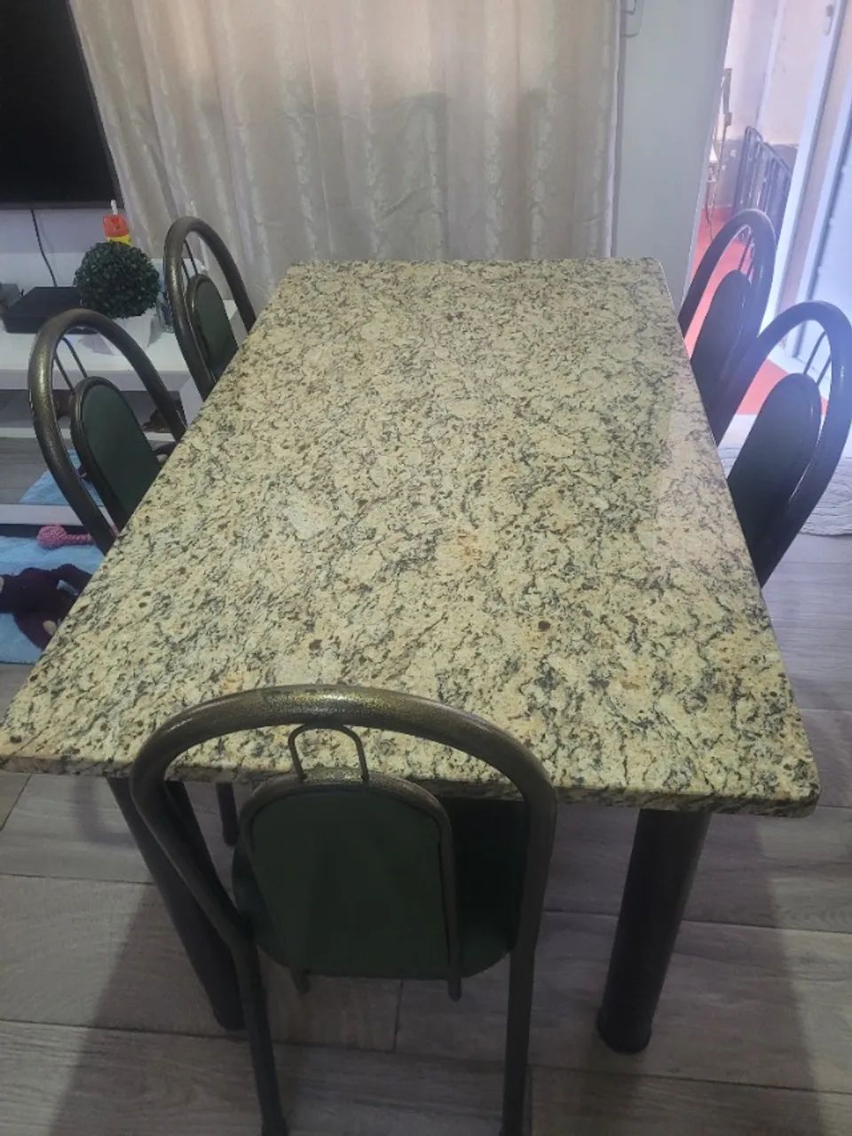 Mesa de jantar retangular