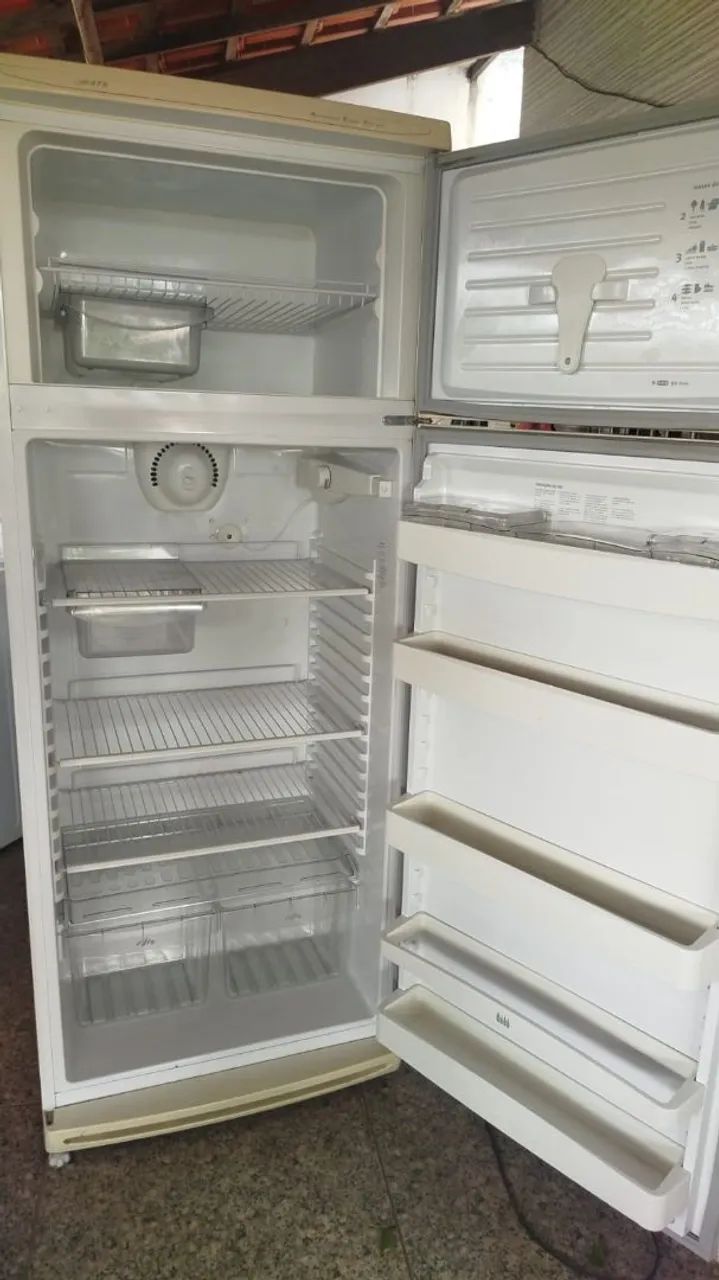 Geladeira CCE degelo seco  - Foto 4