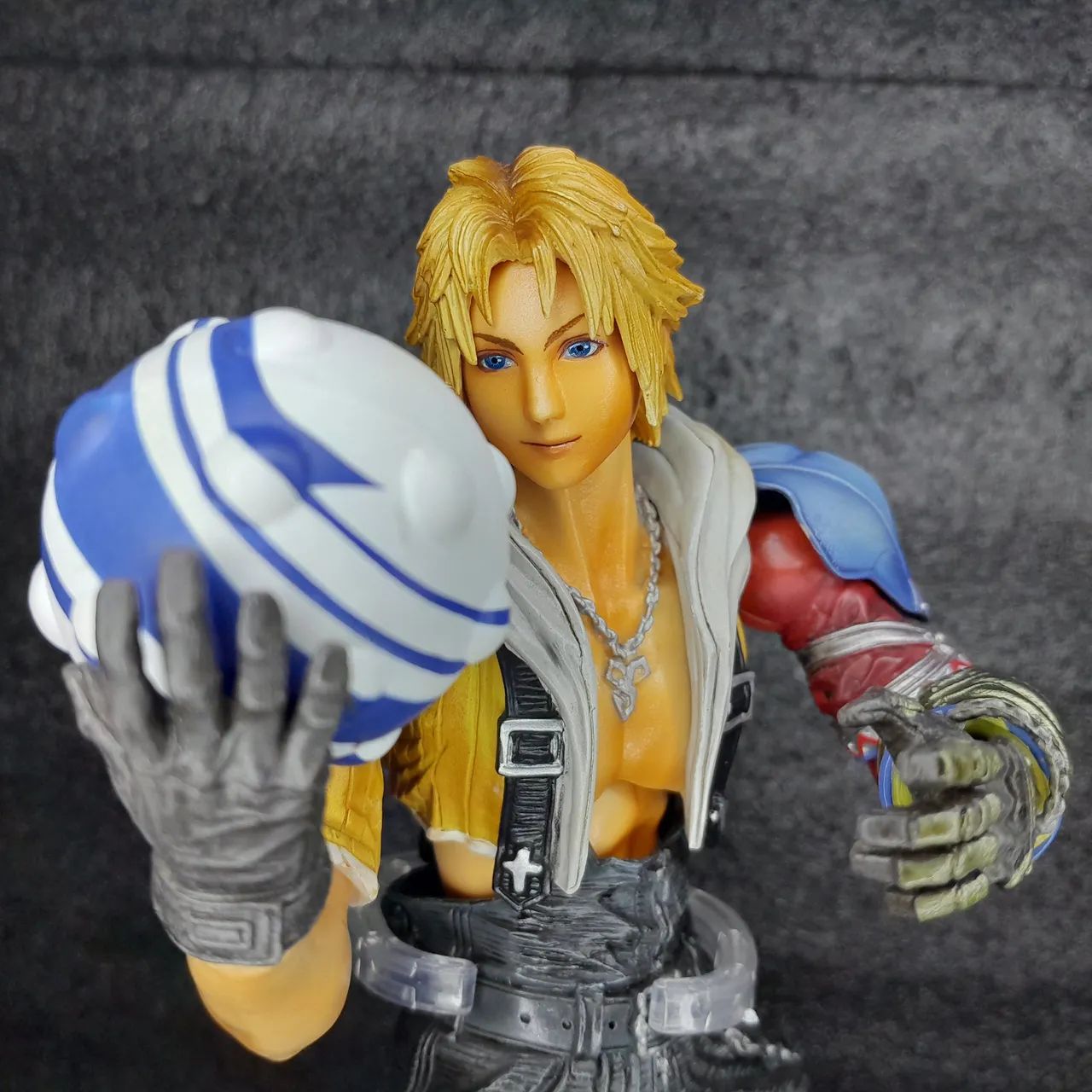 Play Arts Kai Tidus Final Fantasy X 10 Original  - Foto 5