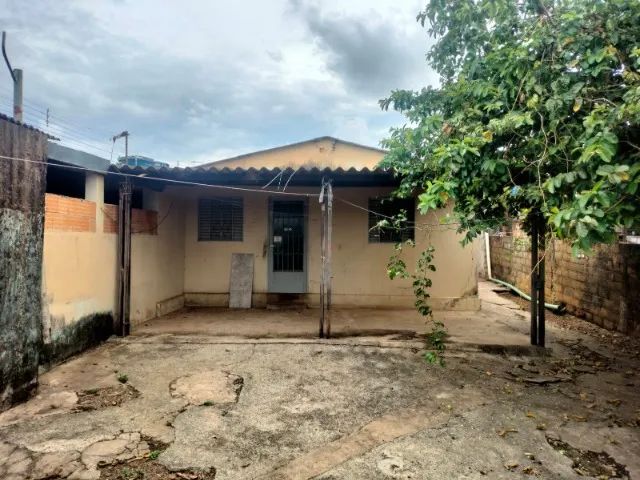 CASA EM LUZIÂNIA GOIÁS - Foto 2