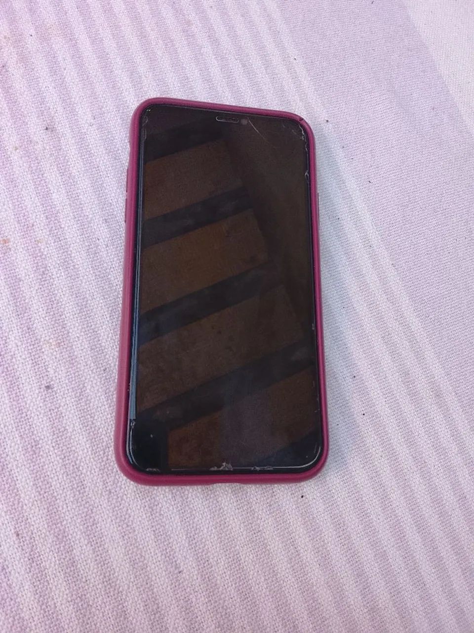 iPhone 11 vermelho  - Foto 4