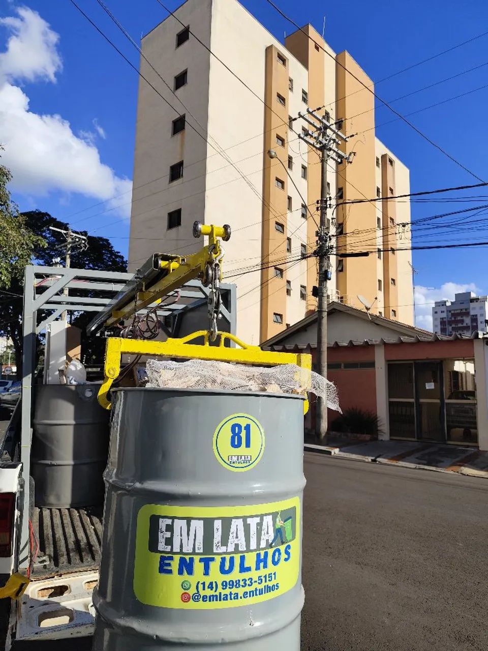 Em lata entulhos  - Foto 5
