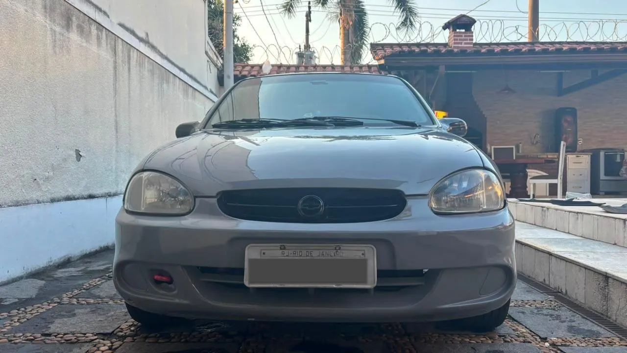 Chevrolet Corsa Sedan 1.0 MPFI 8V 71cv 4P 2004