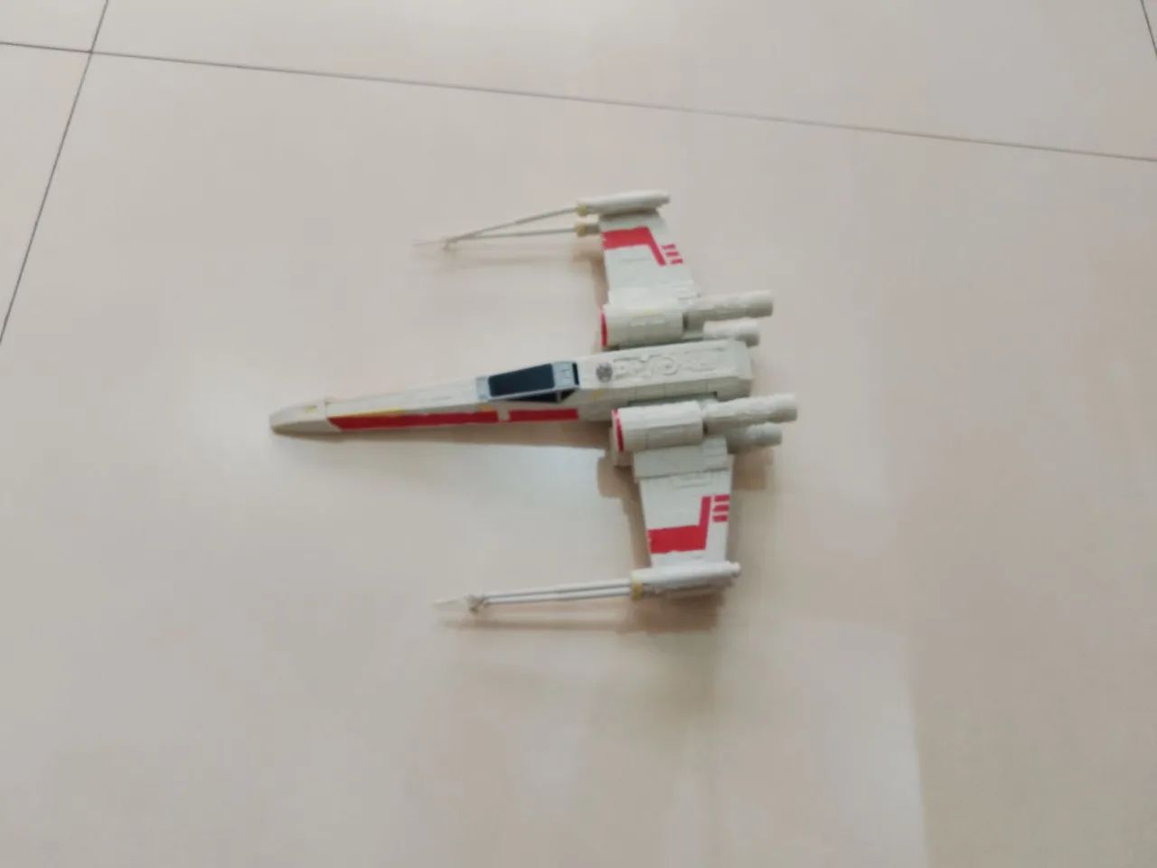 Brinquedo Hasbro Star Wars X-Wing Starfighter