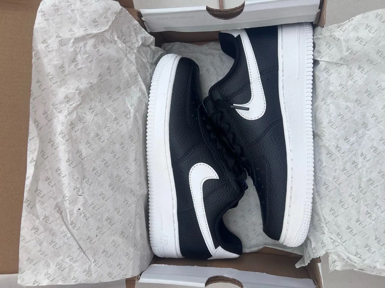 Air Force 1 Low Black White  - Foto 3