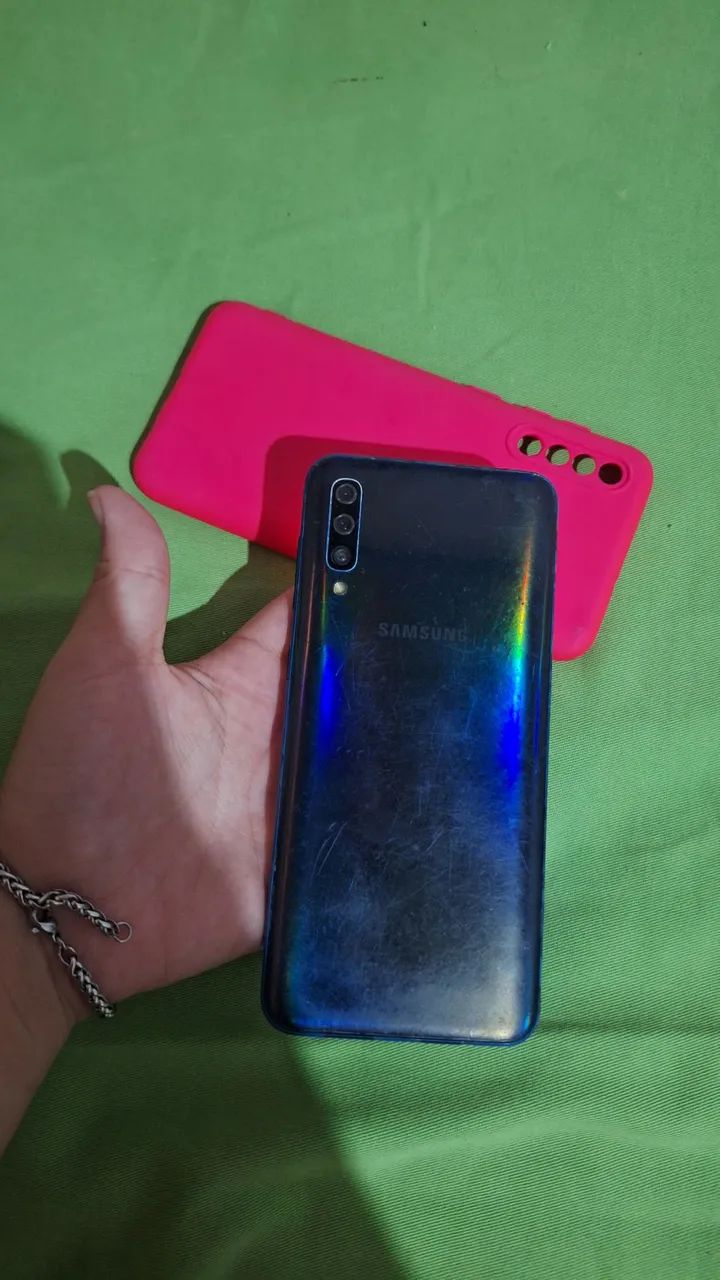 vendo ou troco celular A50 - Foto 2