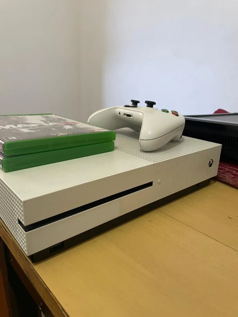 Xbox One S