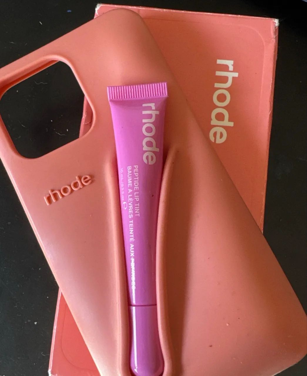 capinha original rhode hailey bieber rosa salmão 