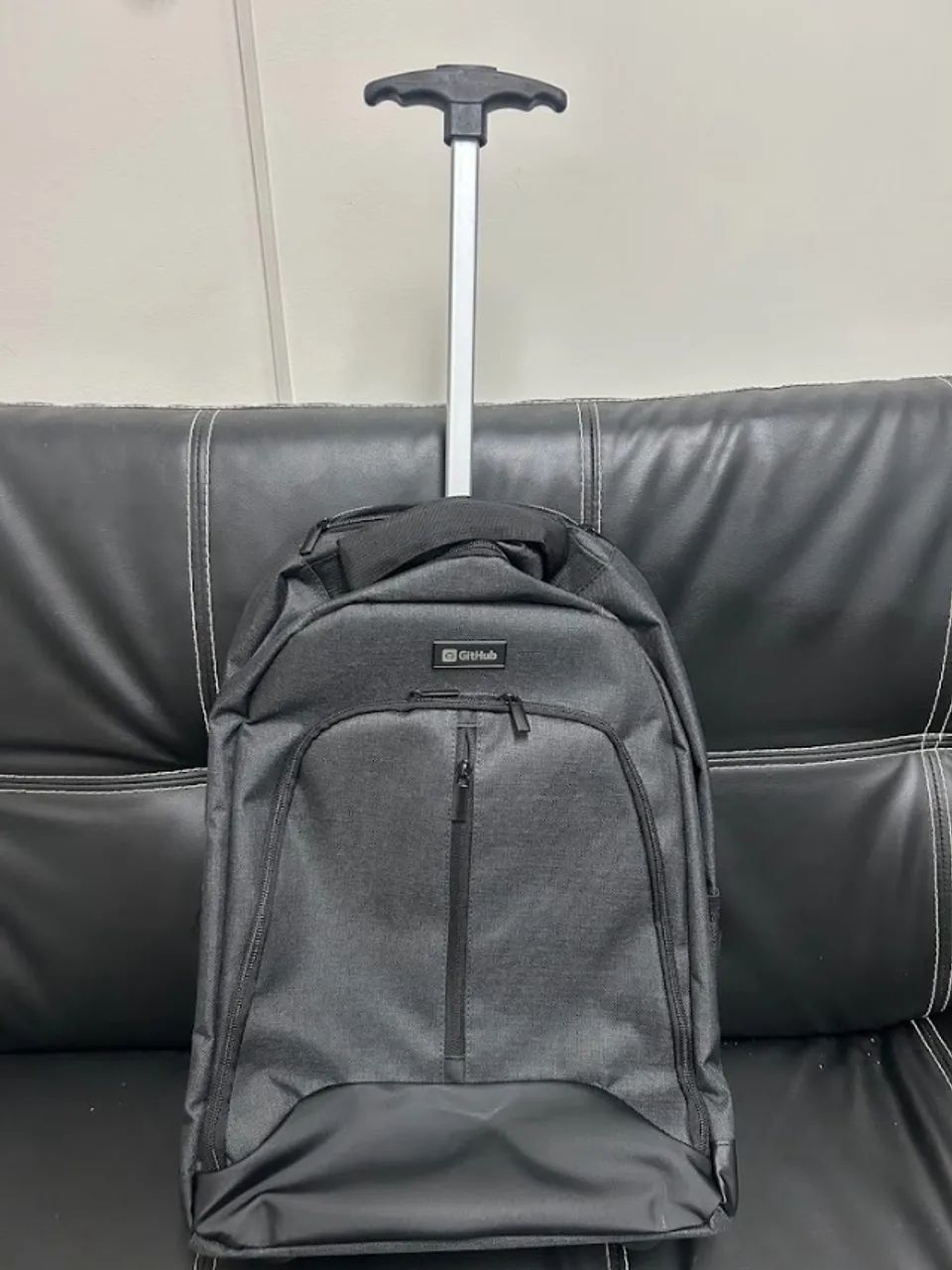 Mochila de viagem GitHub para Notebook 15,6 com puxador metal e rodinhas - cabe PS5 e Xbox