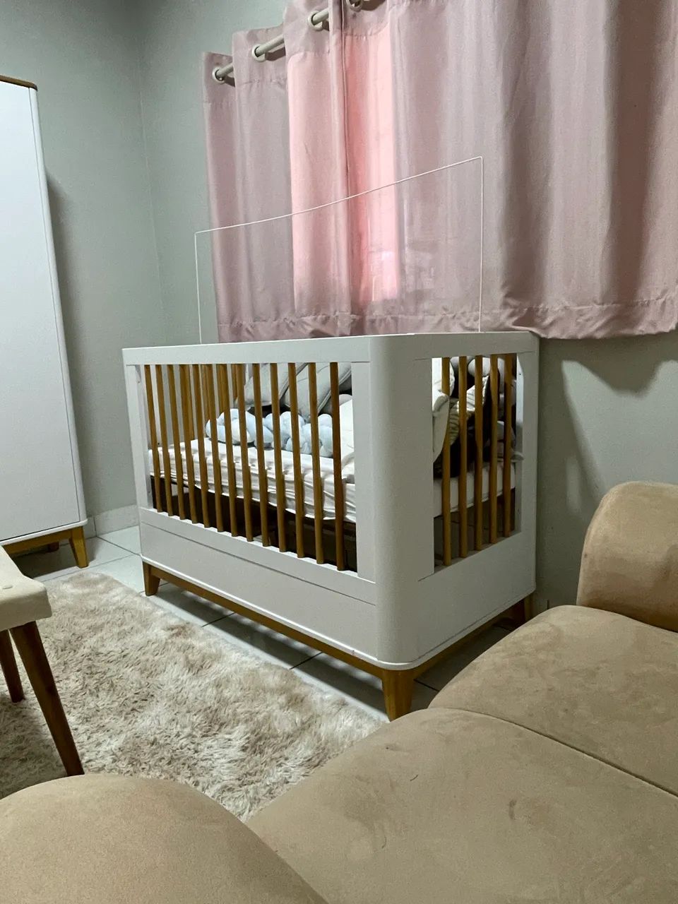 Berço Guarda roupas Bebê 